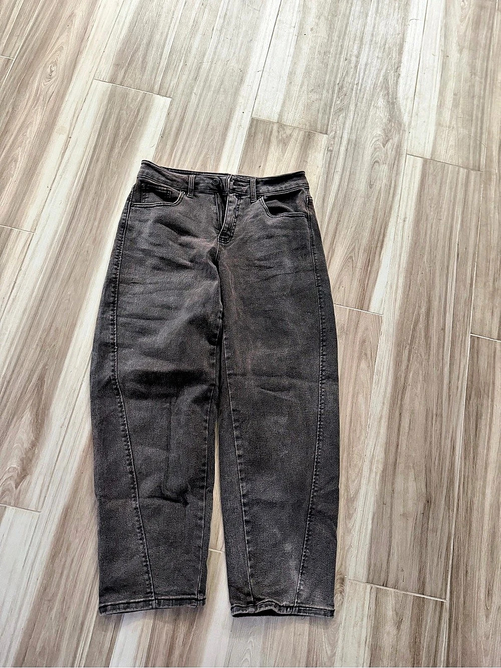 Time and Tru High-Rise Barrel Jeans Women's Brow